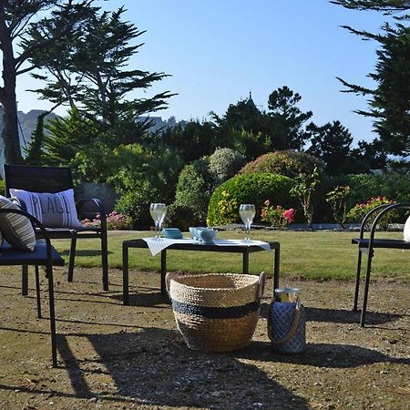 Villa In Locquirec With Garden Exterior photo